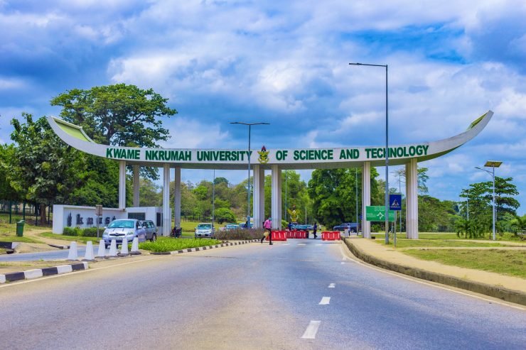 2022-2023 MTN Bright Scholarship ELIGIBILITY Deadline for KNUST Students